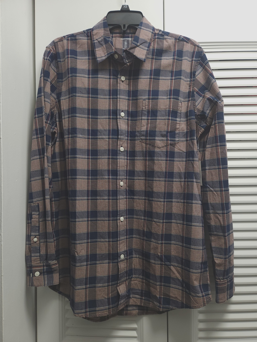 NWT Amazon Essentials Men's Slim Fit Plaid Long Sleeve Button-Down Shirt Size M